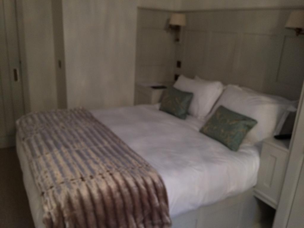 The Rest Hotell Lincoln Eksteriør bilde